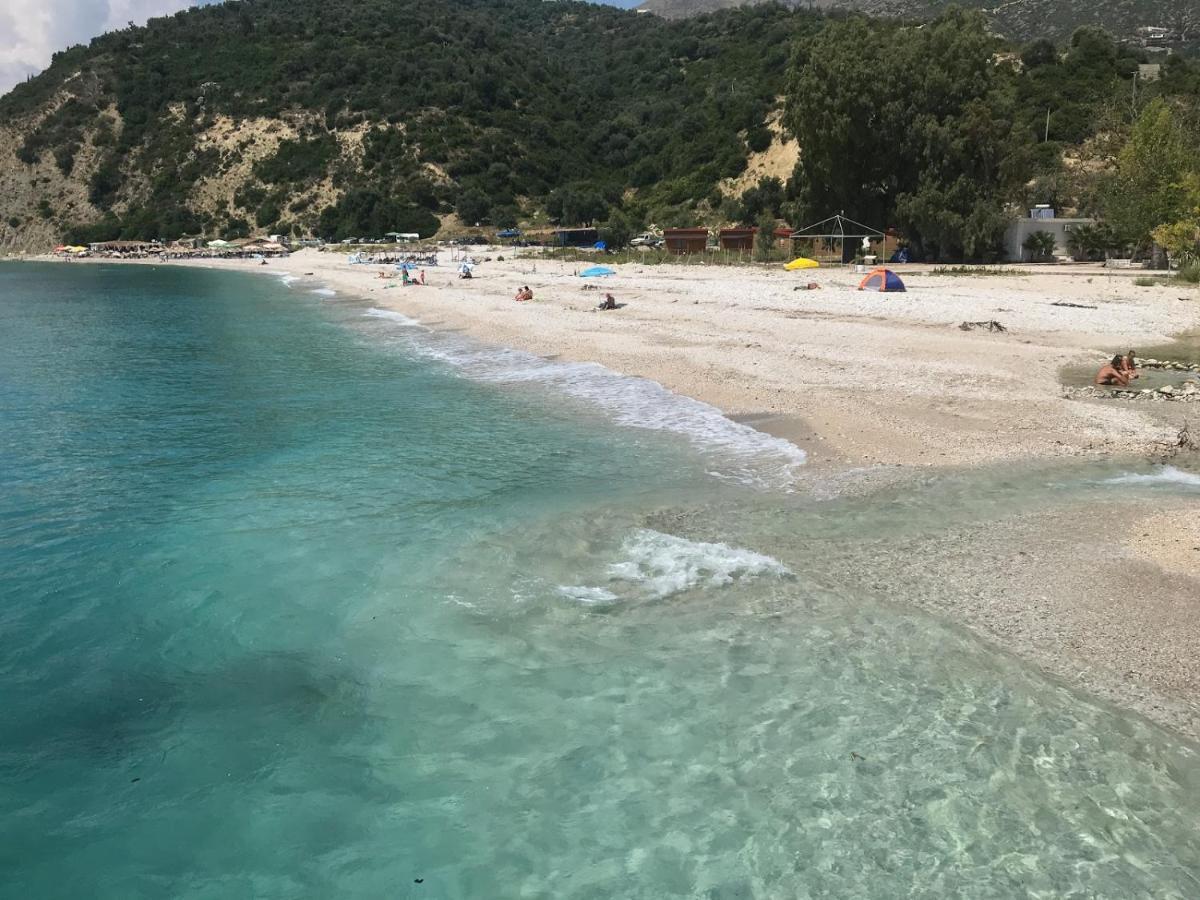 Bunec Seascape Villa Piqeras Buitenkant foto